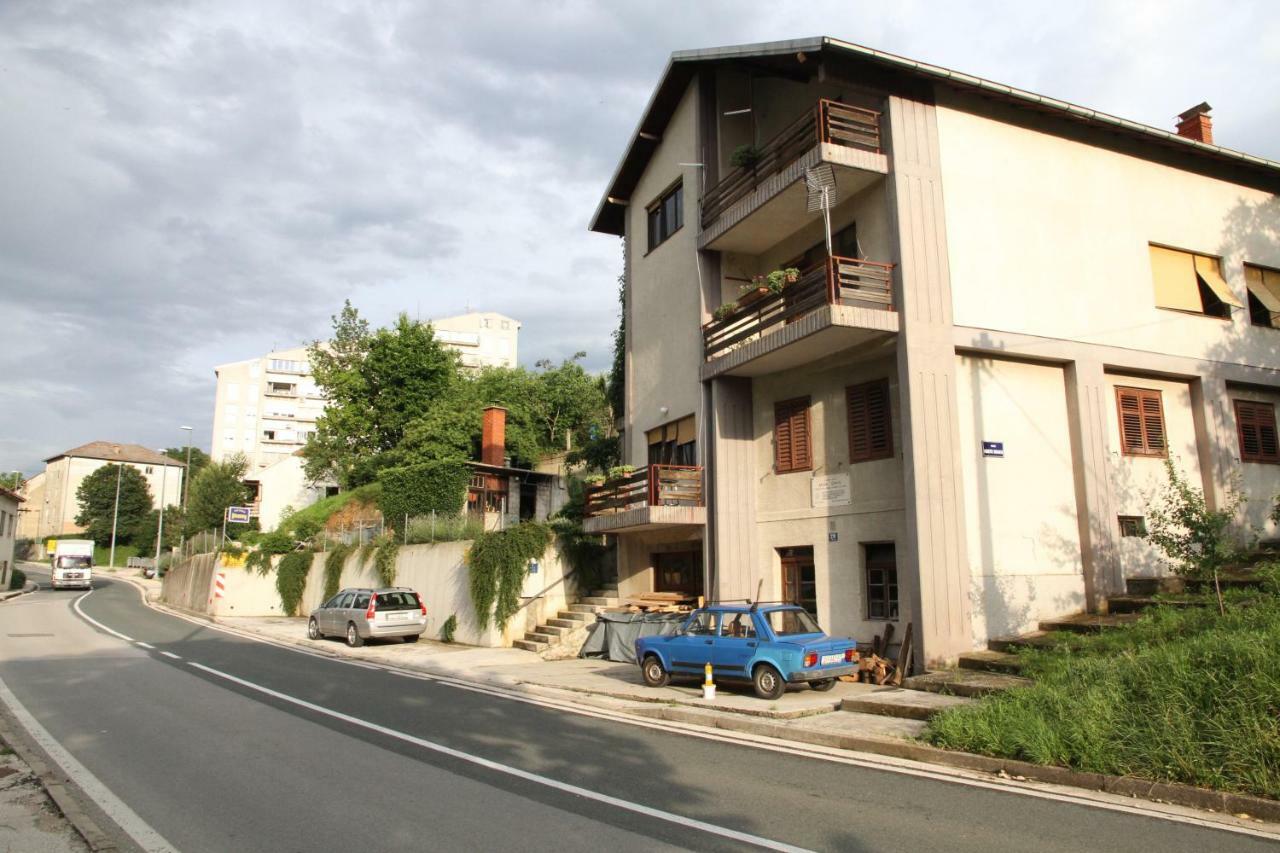 Rooms "Nada Zunic" Knin Εξωτερικό φωτογραφία